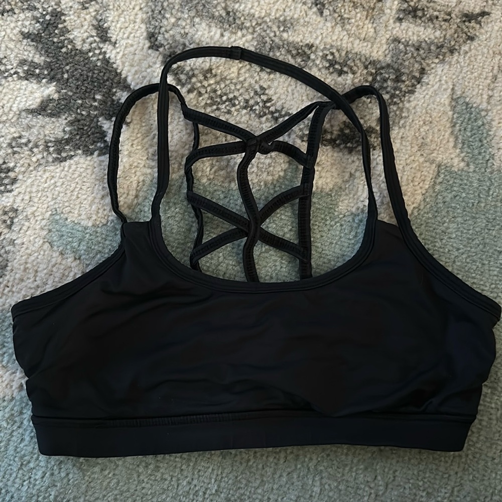 Forever 21 black sports bra